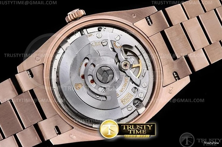 0102 RDD0223A – DayDate 36mm Packable 702